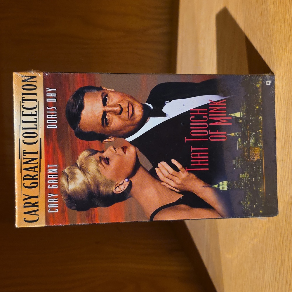 That Touch of Mink VHS Movie With Gary Grant & Doris Day. Sealed